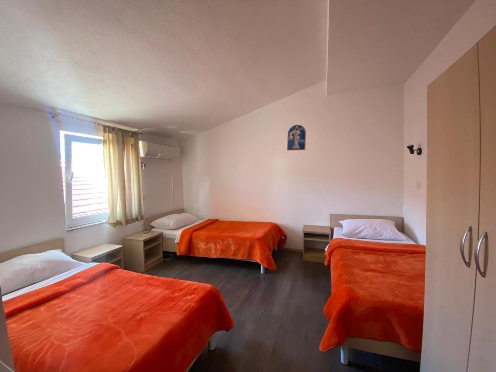 Pansion Maglica Bed & Breakfast Medjugorje Ngoại thất bức ảnh