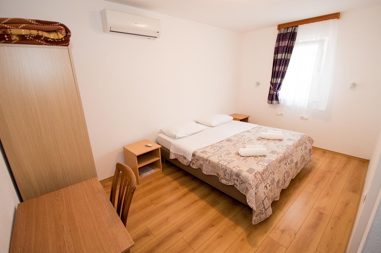 Pansion Maglica Bed & Breakfast Medjugorje Ngoại thất bức ảnh
